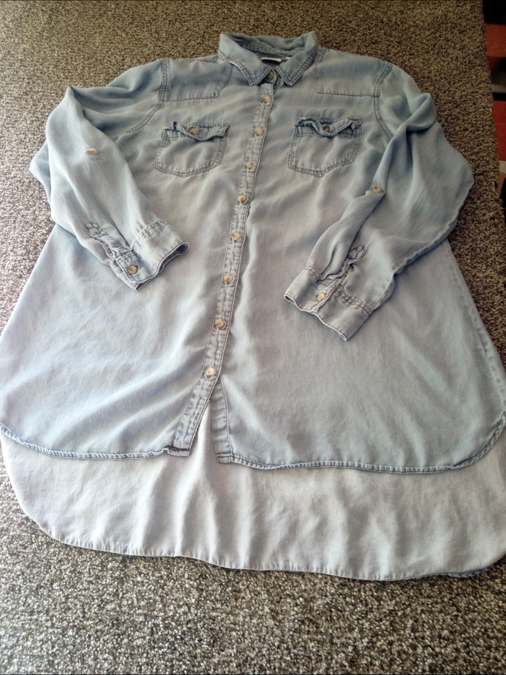 Cato Women's Light Blue Denim Shirt Long Sleeve Pre Owned Size 18/20W